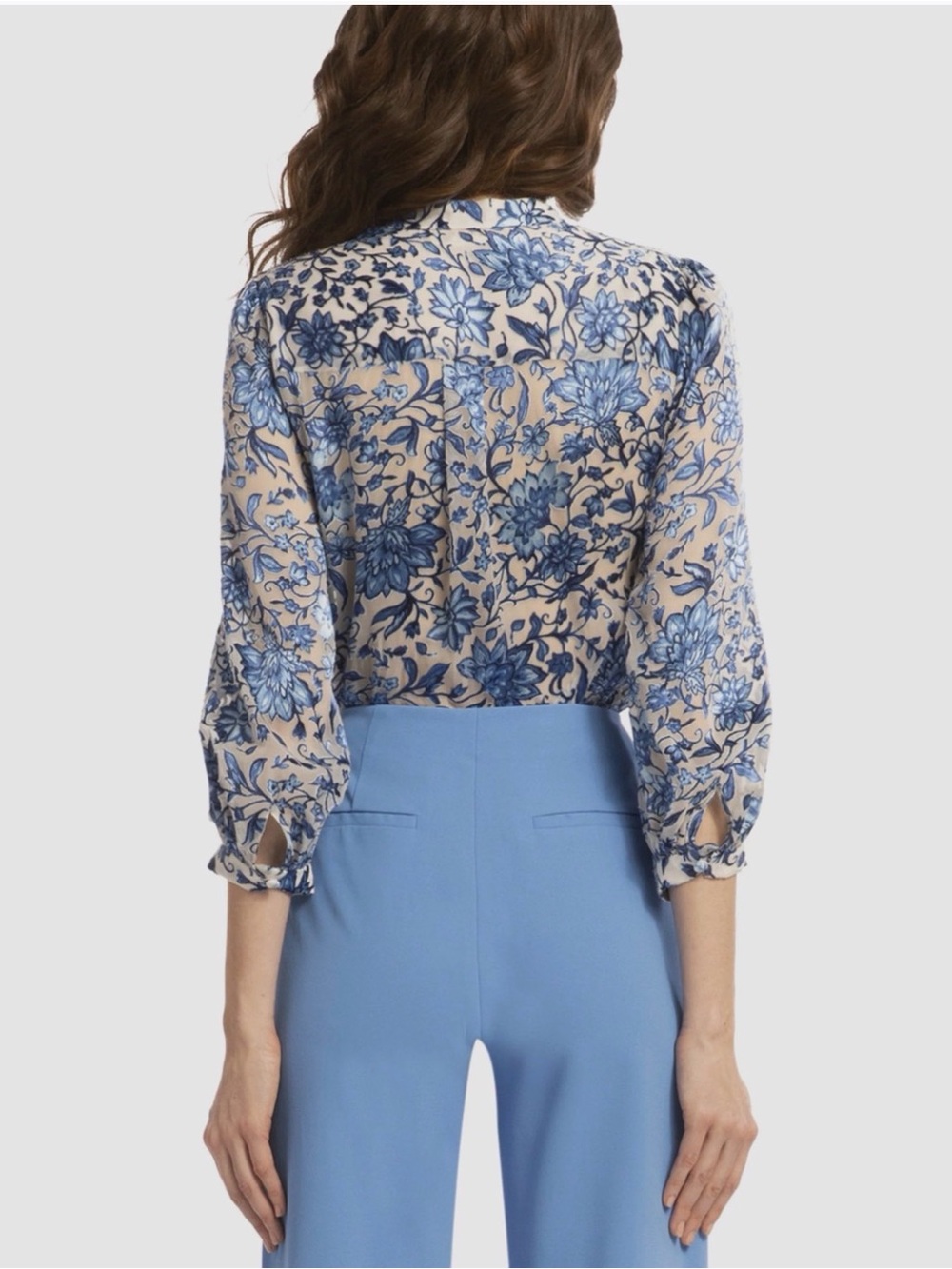 Alice + Olivia “Sheila” Floral Henley Top in Azulejos Print - Picture 4 of 12